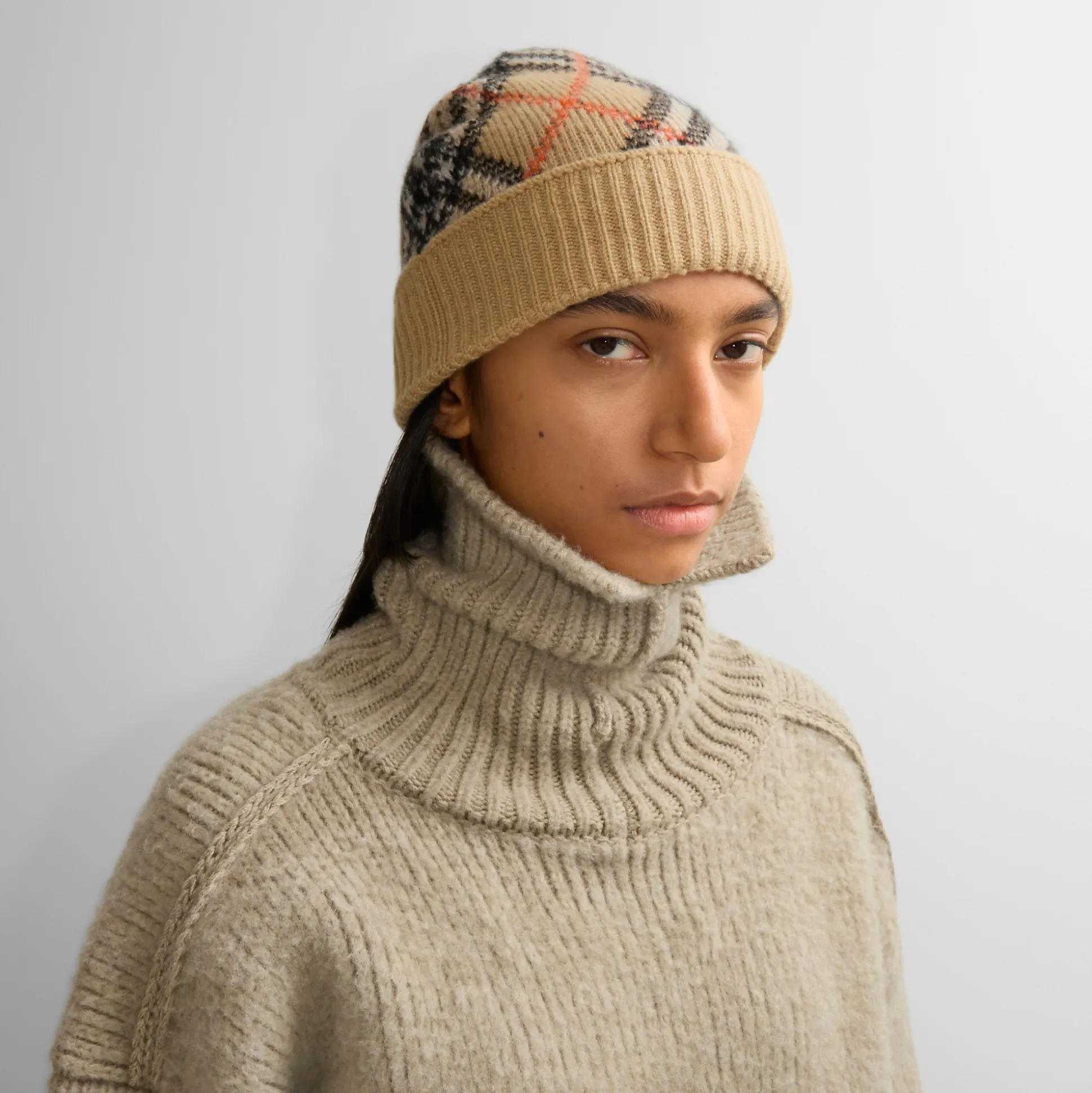 Best Burberry Check Cashmere Beanie Sand