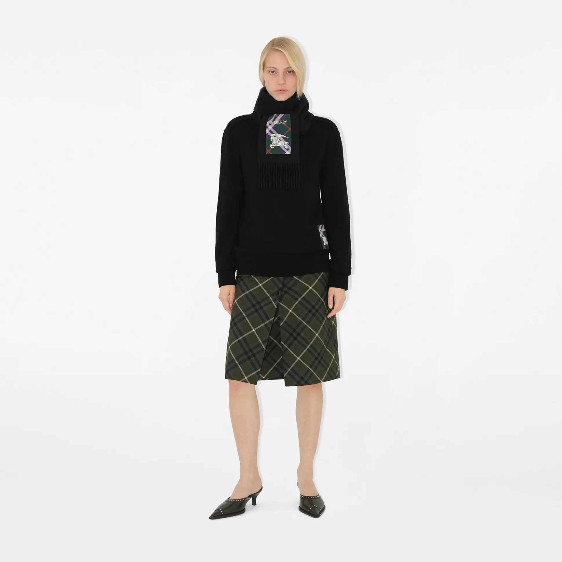 Online Burberry Check Label Cashmere Scarf Black