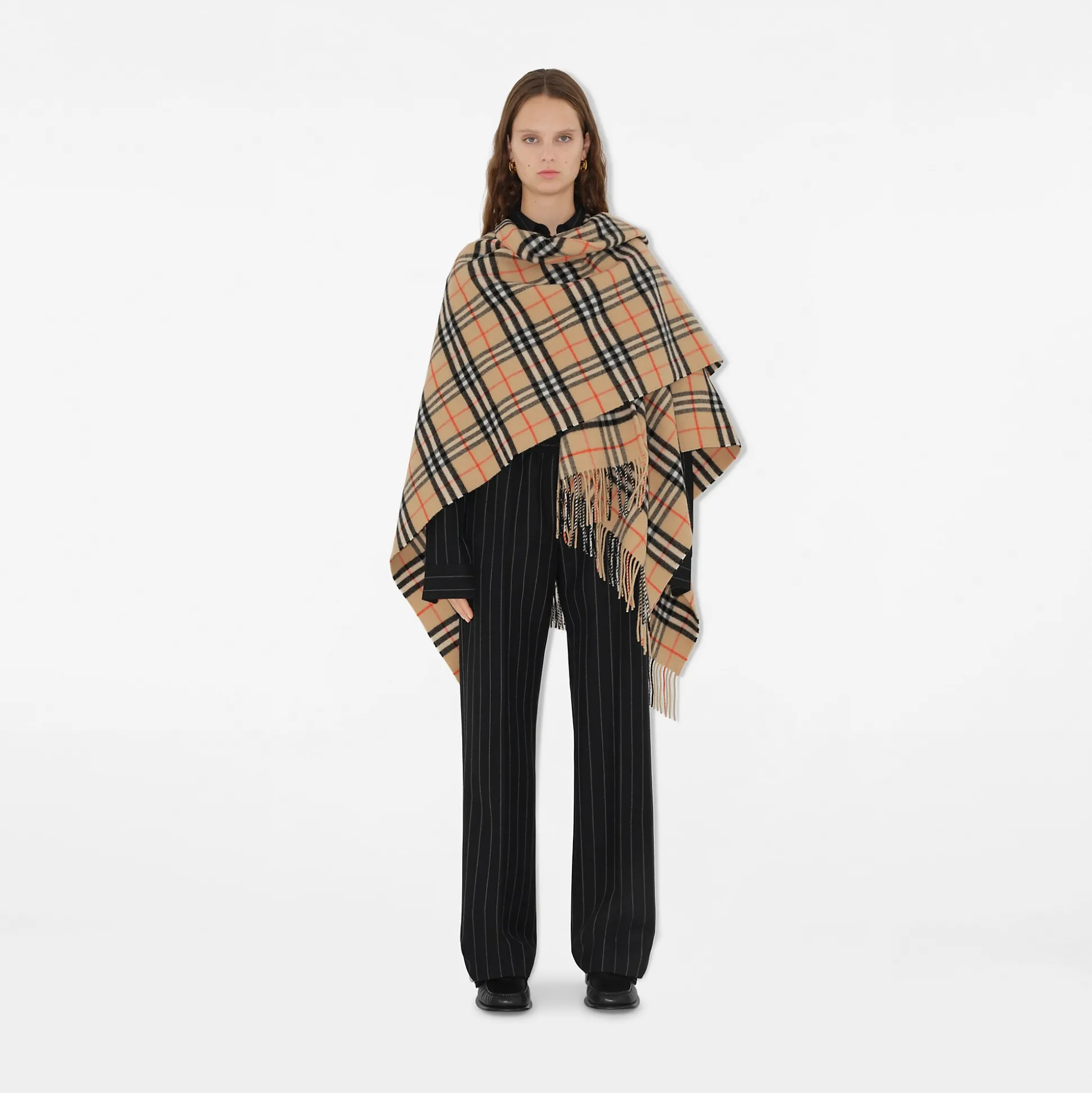 Clearance Burberry Check Wool Cashmere Cape Sand