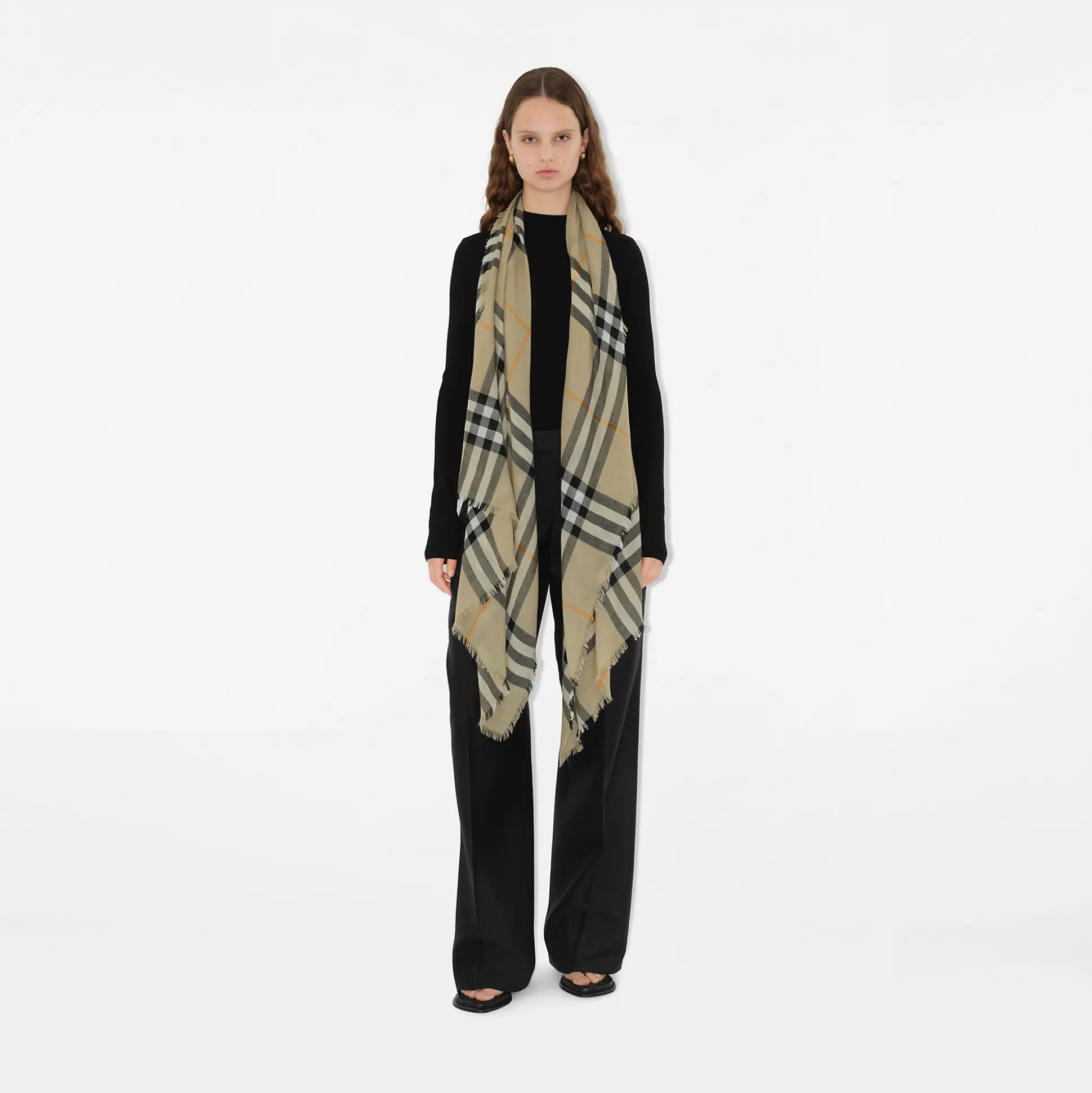 Clearance Burberry Check Wool Scarf Lightsage