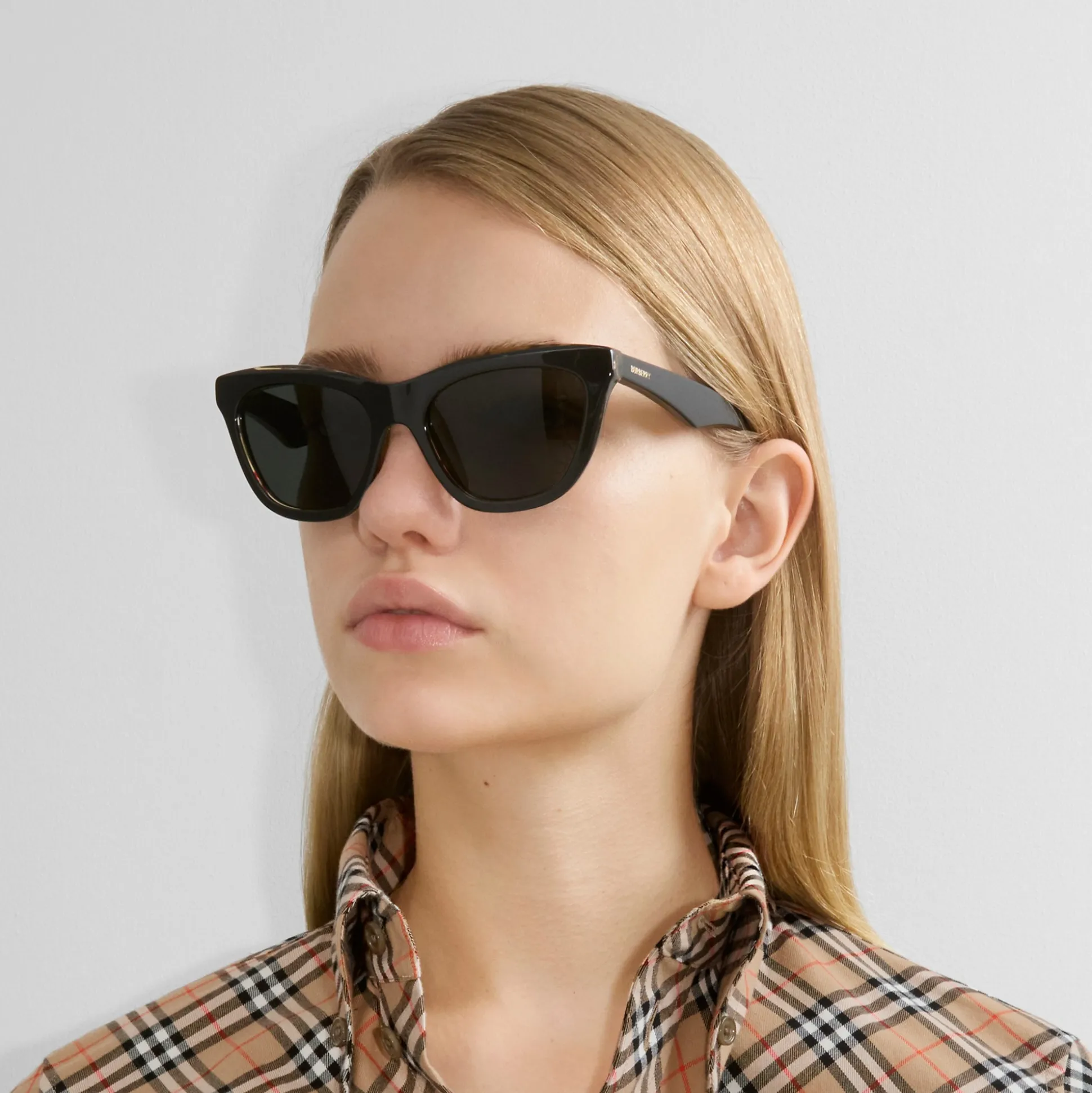 Cheap Burberry Code Cat-eye Sunglasses Black/archivebeige