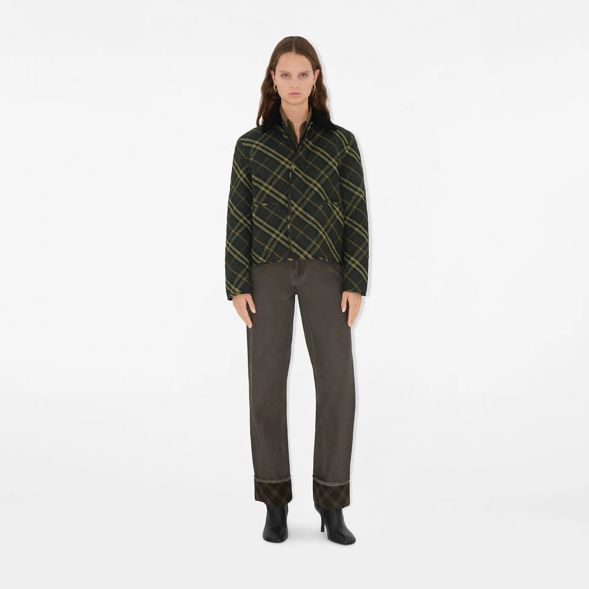 New Burberry Cropped Check Quilted Barn Jacket Shadow