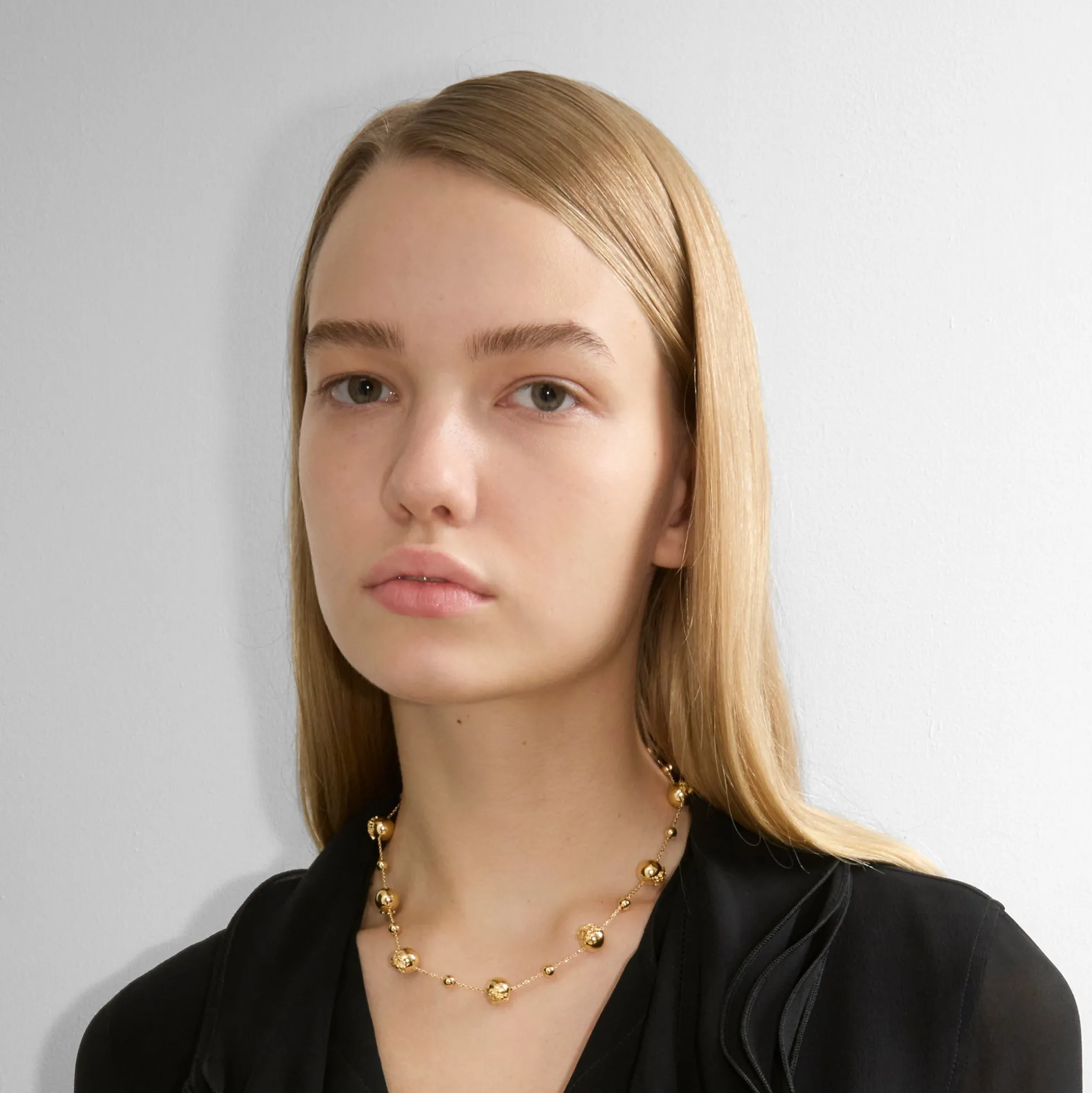 Store Burberry EKD Sphere Necklace Gold