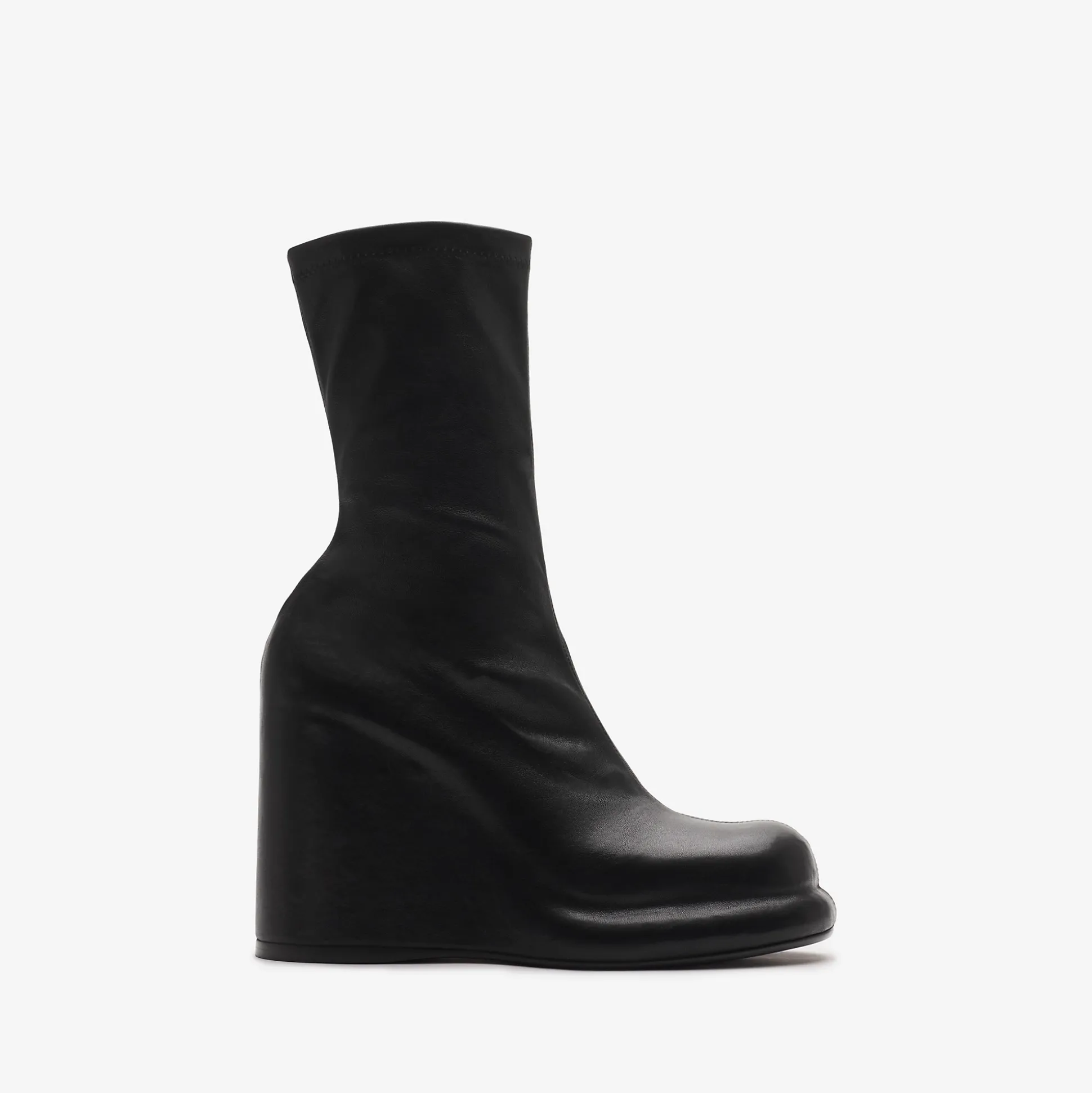 Best Sale Burberry Leather Pillar Low Boots Black