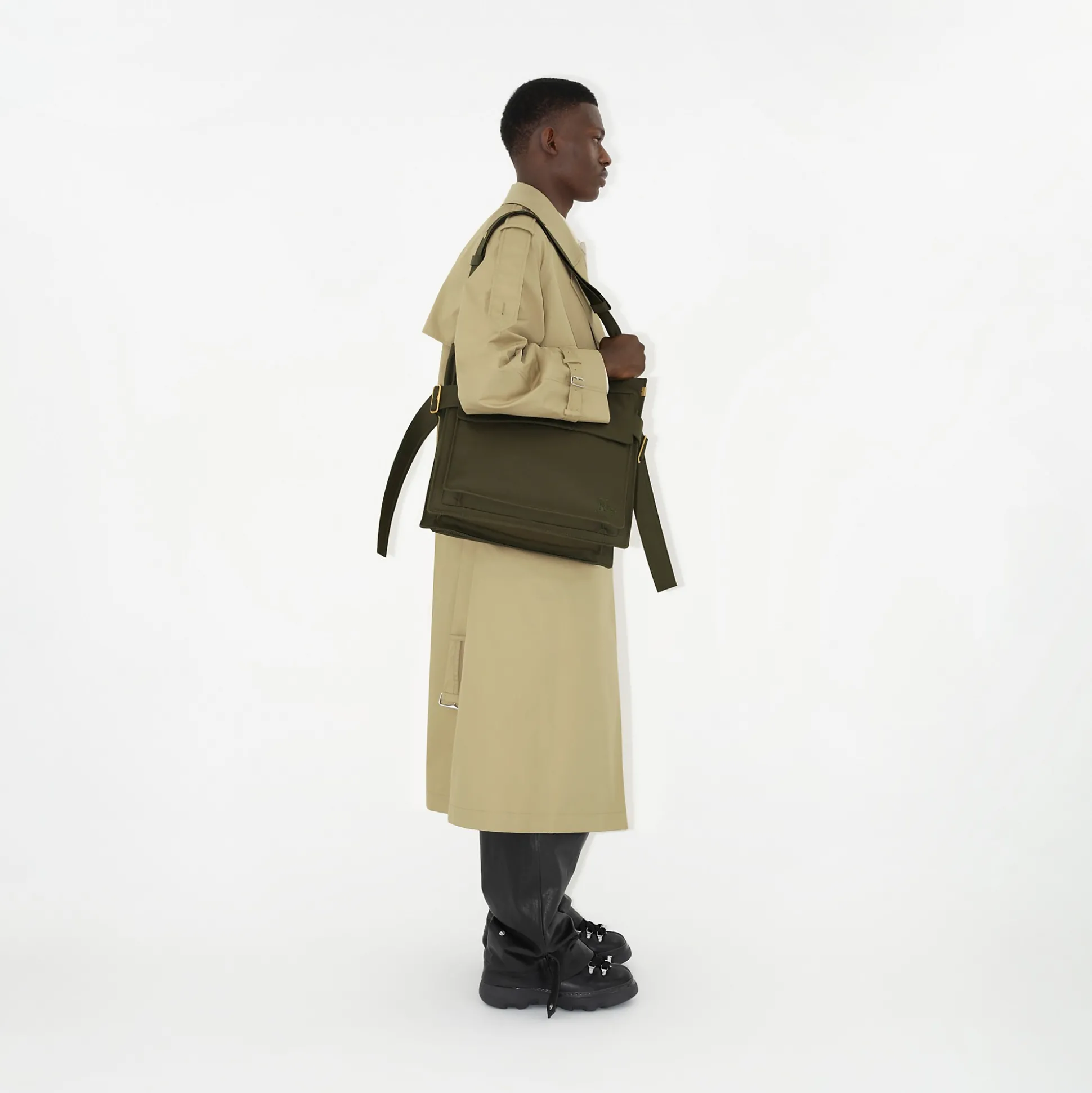 New Burberry Medium Trench Tote Olive