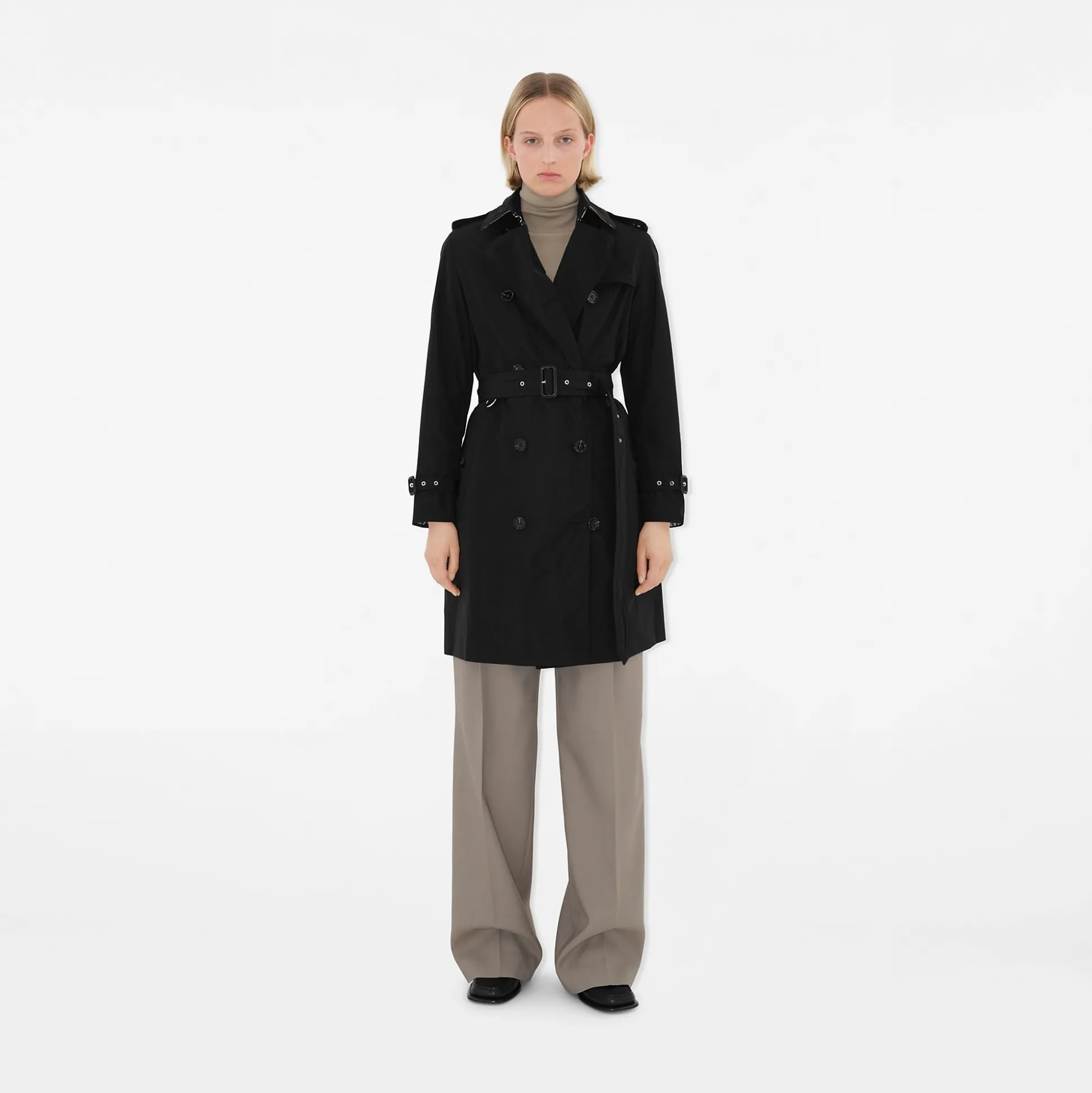 Outlet Burberry Mid-length Lightweight Kensington Trench Coat Black