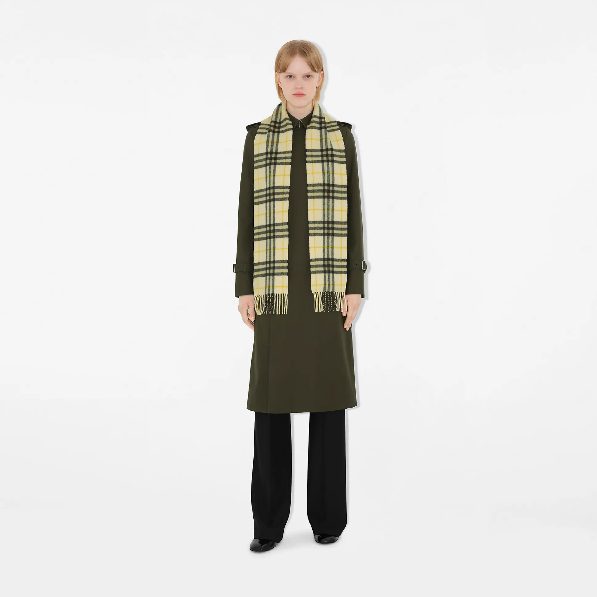 Store Burberry Narrow Check Cashmere Scarf Candle