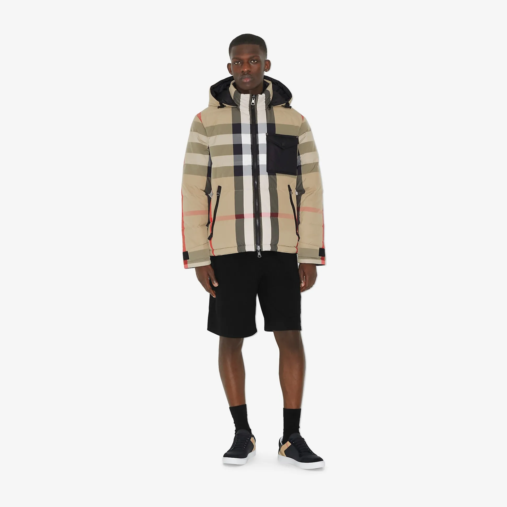 Fashion Burberry Reversible Check Nylon Puffer Jacket Archivebeige/black