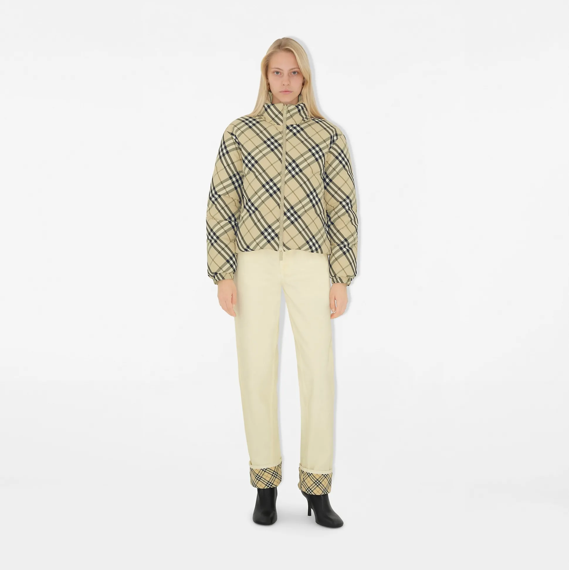 New Burberry Reversible Check Puffer Jacket Grain