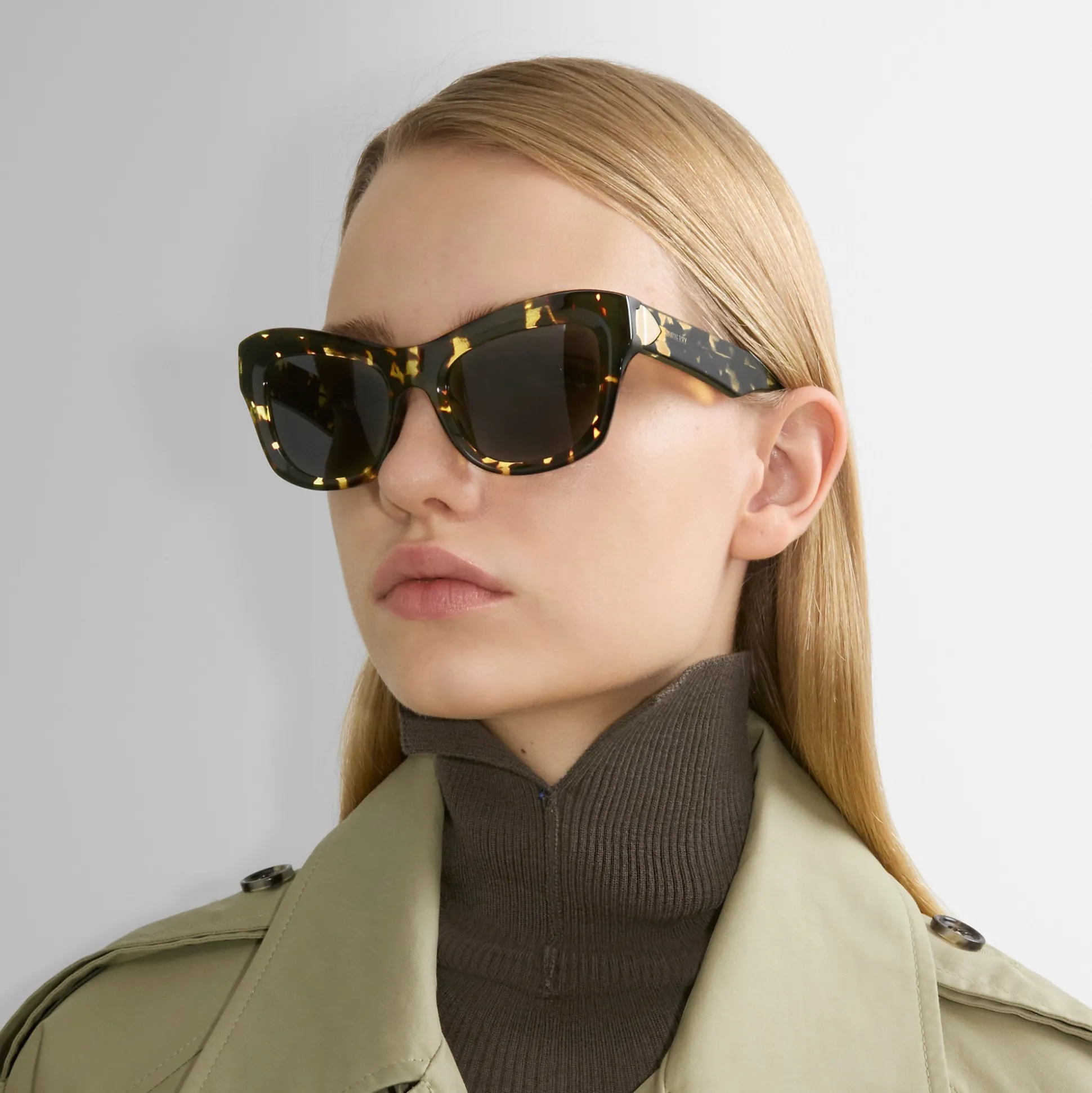 Sale Burberry Shield Hinge Cat-eye Sunglasses​ Yellowhavana