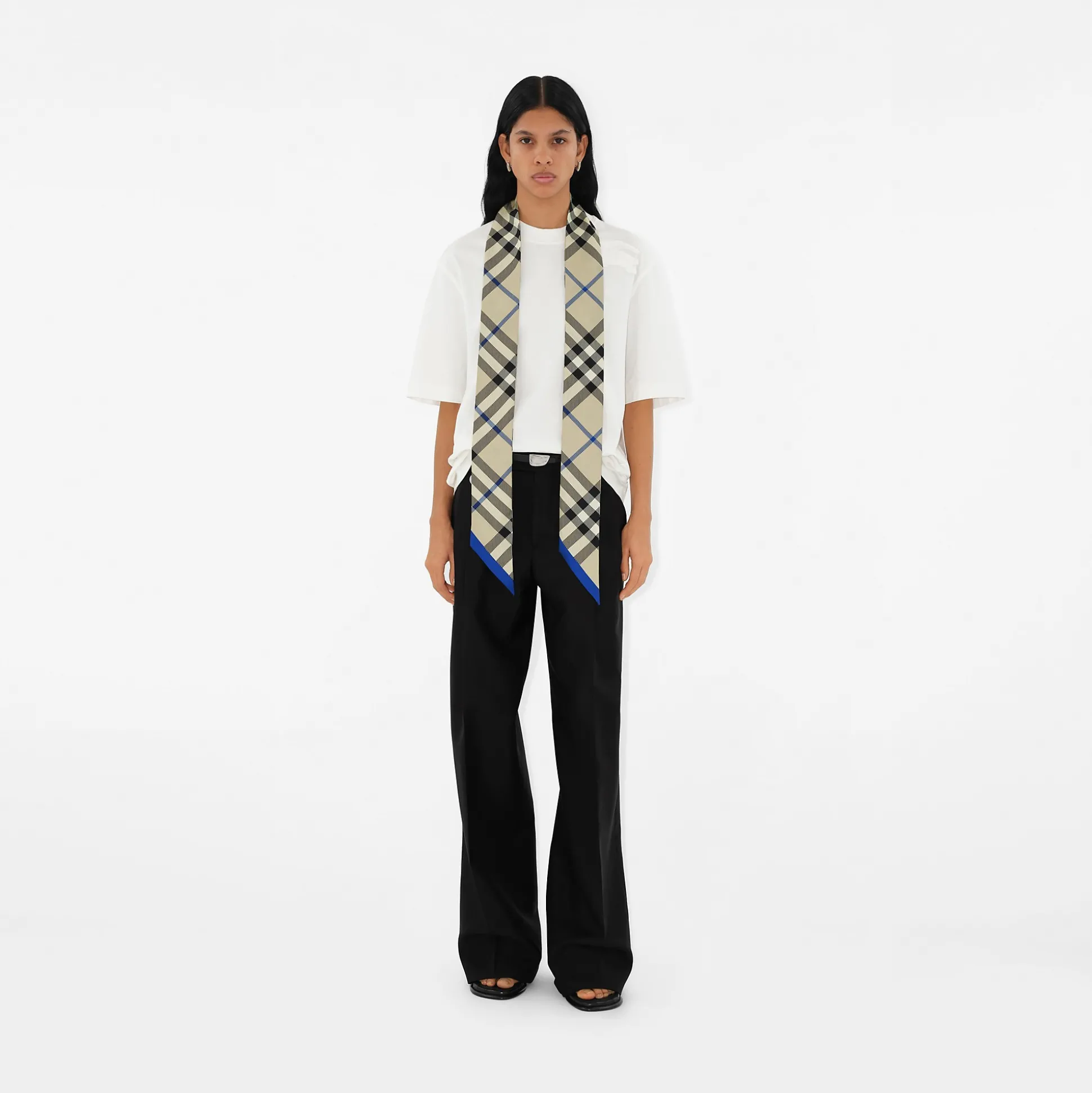 Discount Burberry Skinny Check Silk Scarf Lichen